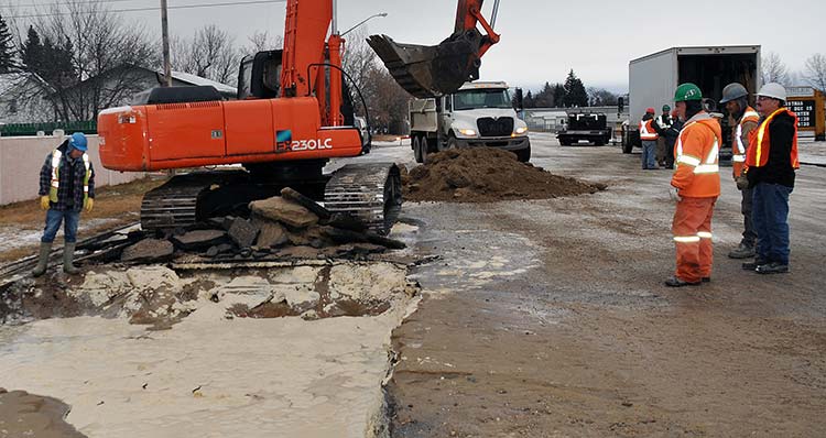 Water break closes Jubilee