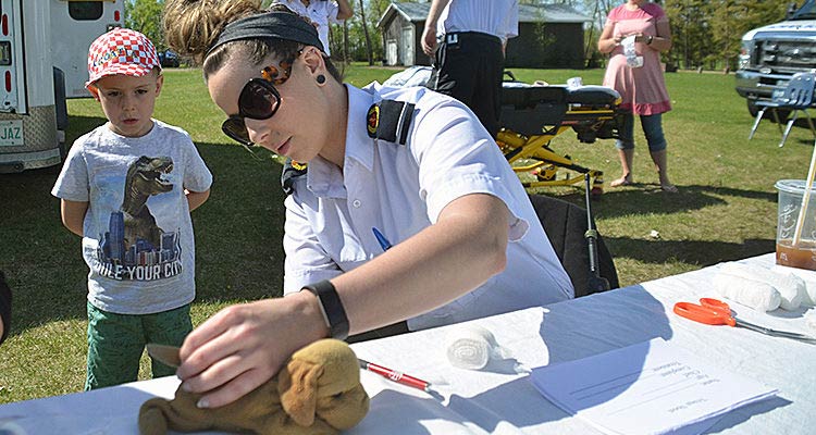 Event promotes emerg. services