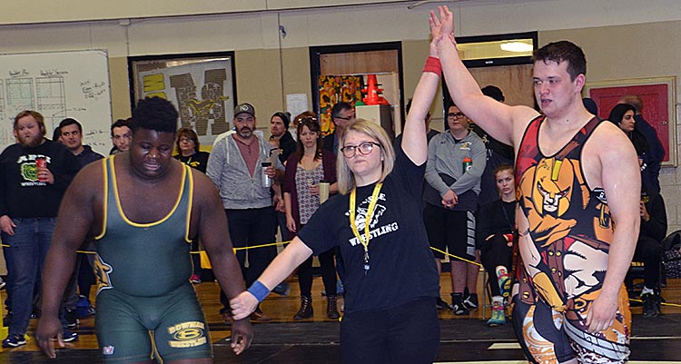 CHS wrestler strikes gold