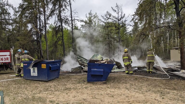 Fire destroys St. Cyr ski chalet Fire destroys St. Cyr ski chalet