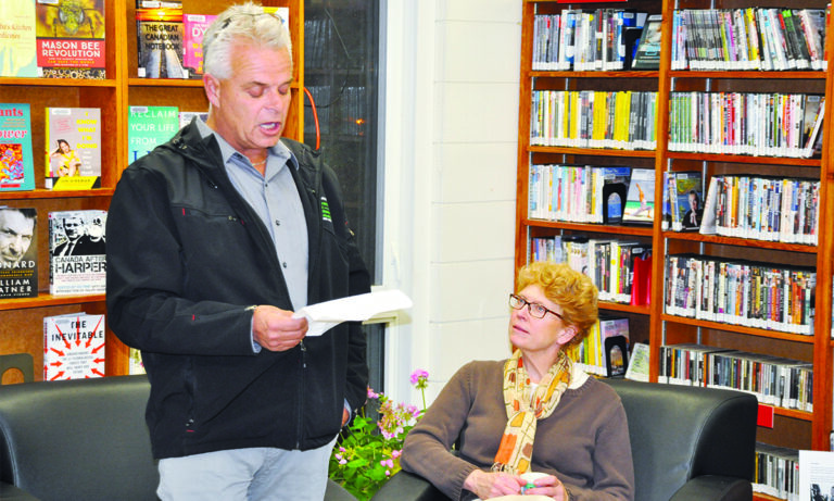 City lends support to local library